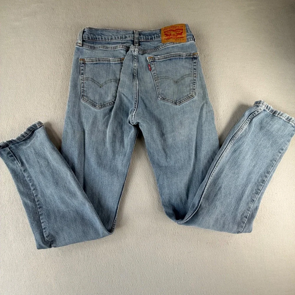 Levi 505 Regular Fit Straight Leg Jeans Light Wash Blue Denim Mens Size 32x34